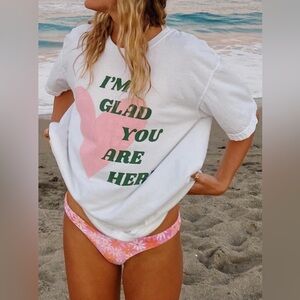OliveLynn small shop “I’m glad you’re here” heart oversized tshirt